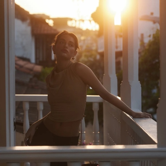 NWT Amelie Teje Tallara Turtle Neck - Picture 7 of 16